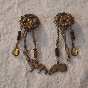 Banana Bob Lion Earrings